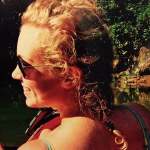 Meet your Posher, Jennifer